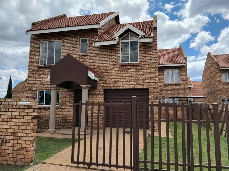 3 Bedroom Property for Sale in Baillie Park North West